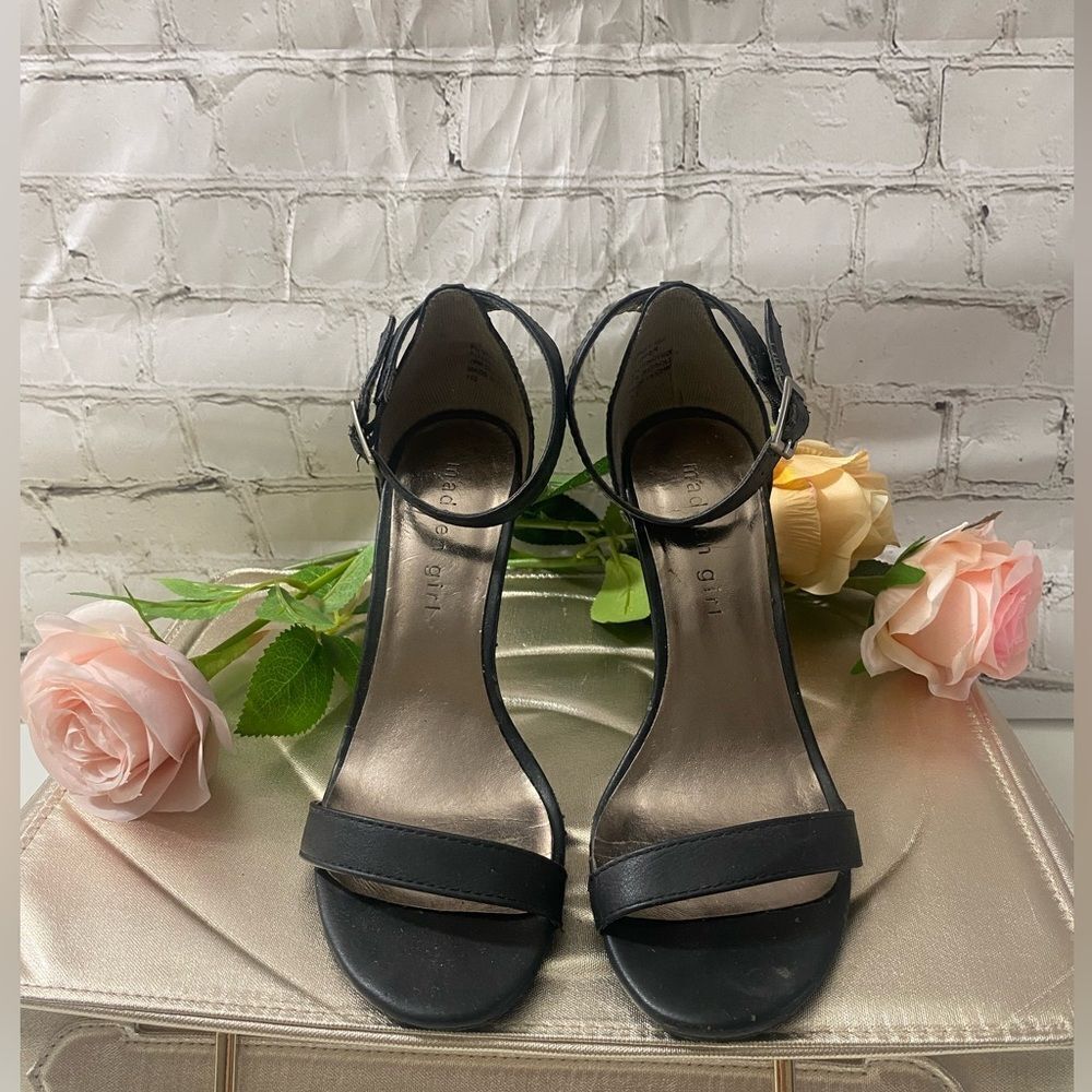 Black Women's Sandals